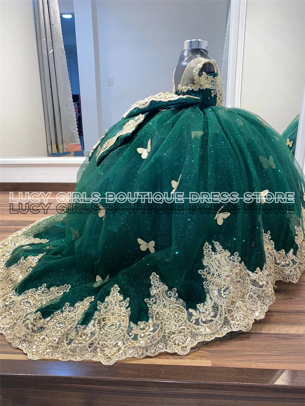جودة الفراشة زين جميل زهرة فتا - مراجعة Embroidery Yellow Flower وسعره