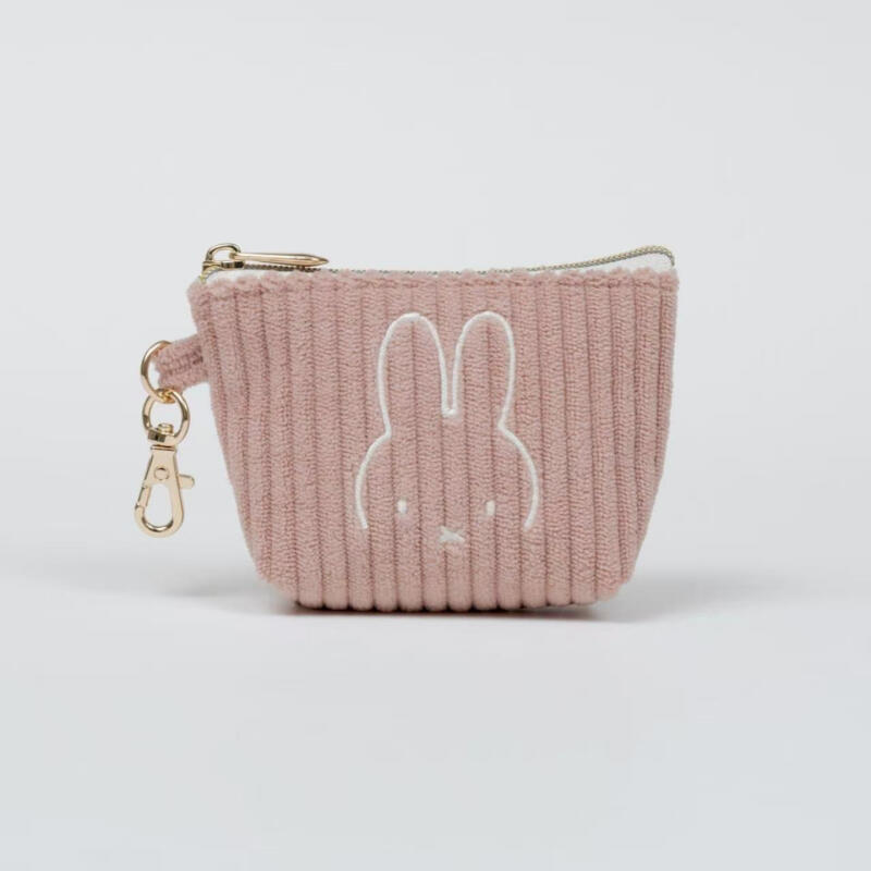 محفظة نقود مطرزة من قماش الكور - مراجعة Embroidery Rabbit وسعره