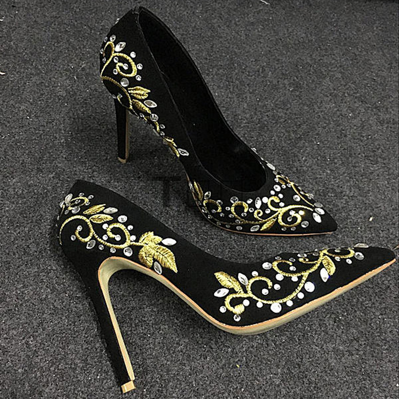 بلينغ حجر الراين الذهب والفضة  - مراجعة Embroidery Flower وسعره