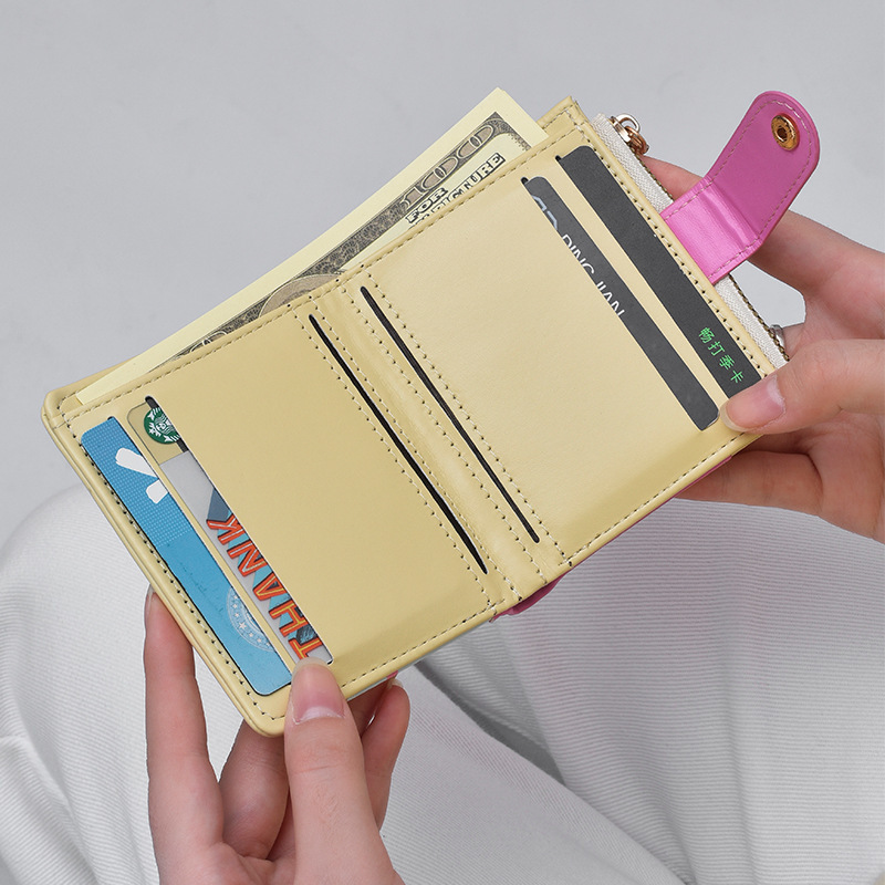 محفظة قصيرة محمولة بتطريز كلب  - مراجعة Embroidery Wallet وسعره