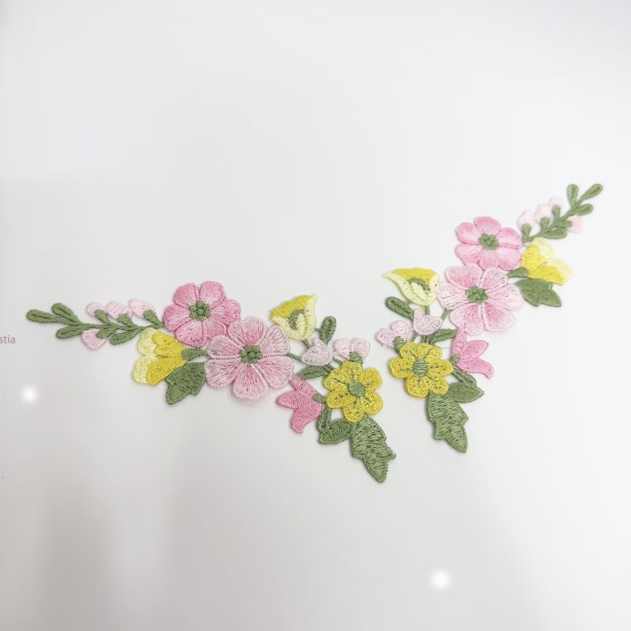 10 قطعة/الوحدة 5.5*13 سنتيمتر  - مراجعة Embroidery Yellow Flower وسعره