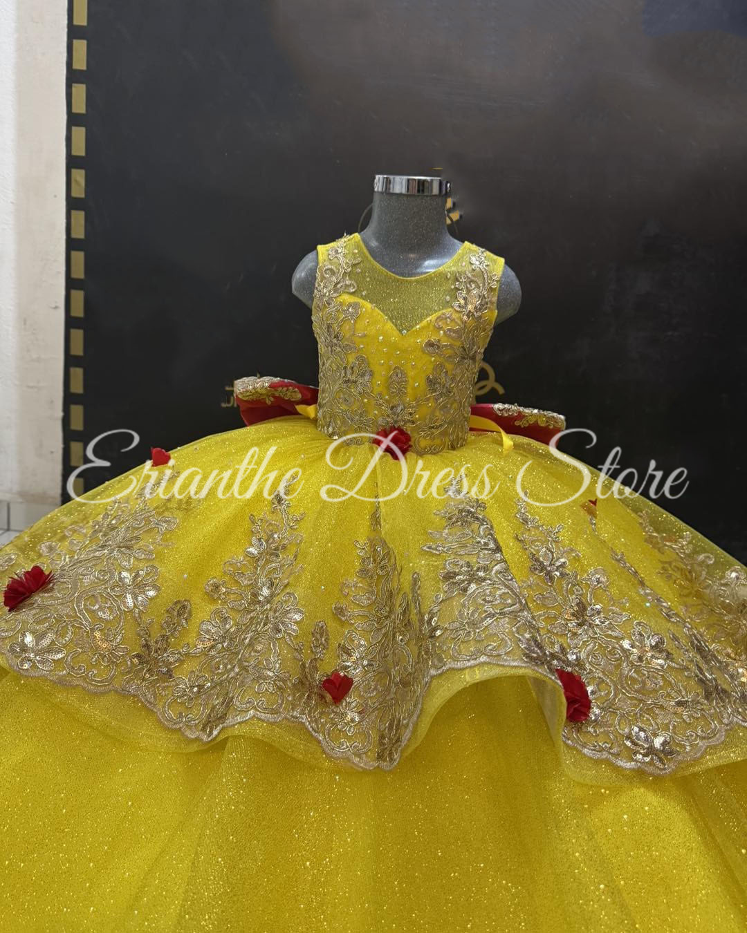فستان فتاة الزهور الصفراء لحفل - مراجعة Embroidery Yellow Flower وسعره